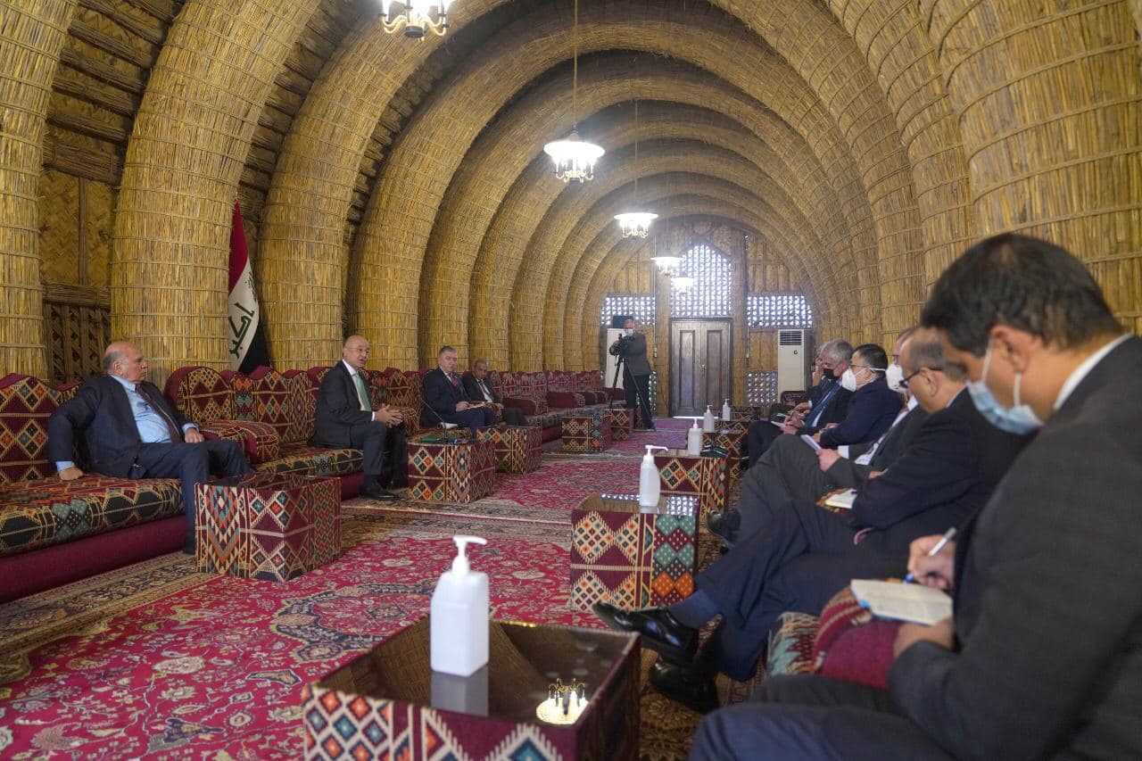 بالفيديو.. صالح وسفراء دول مجلس الامن يؤكدون على حماية "الانتخابات المصيرية" المقبلة