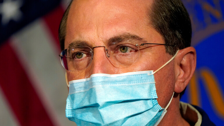 وزير الصحة الأمريكي يعلن إصابة زوجته بكورونا