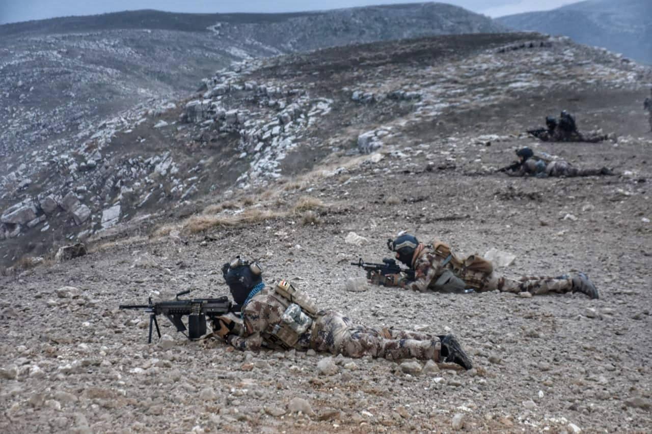 بالصور.. جهاز مكافحة الارهاب يقتل 12 "داعشياً" في بادوش