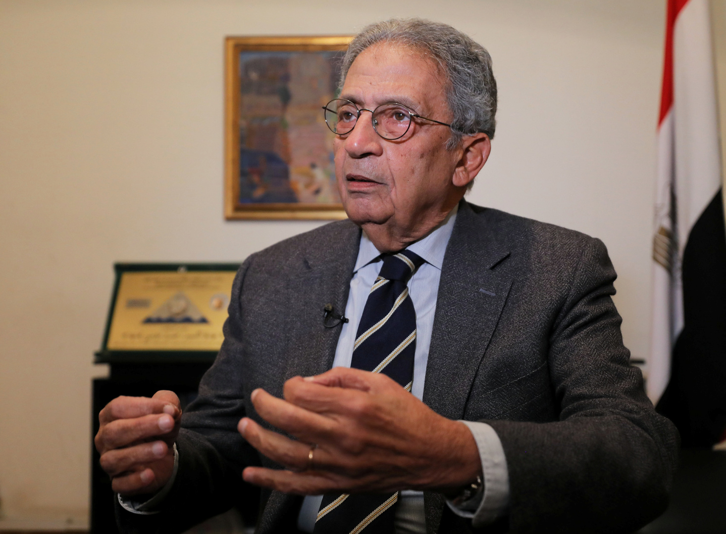 اصابة عمرو موسى بفيروس كورونا