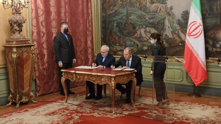 روسيا وإيران توقعان اتفاقية تعاون لضمان أمن المعلومات