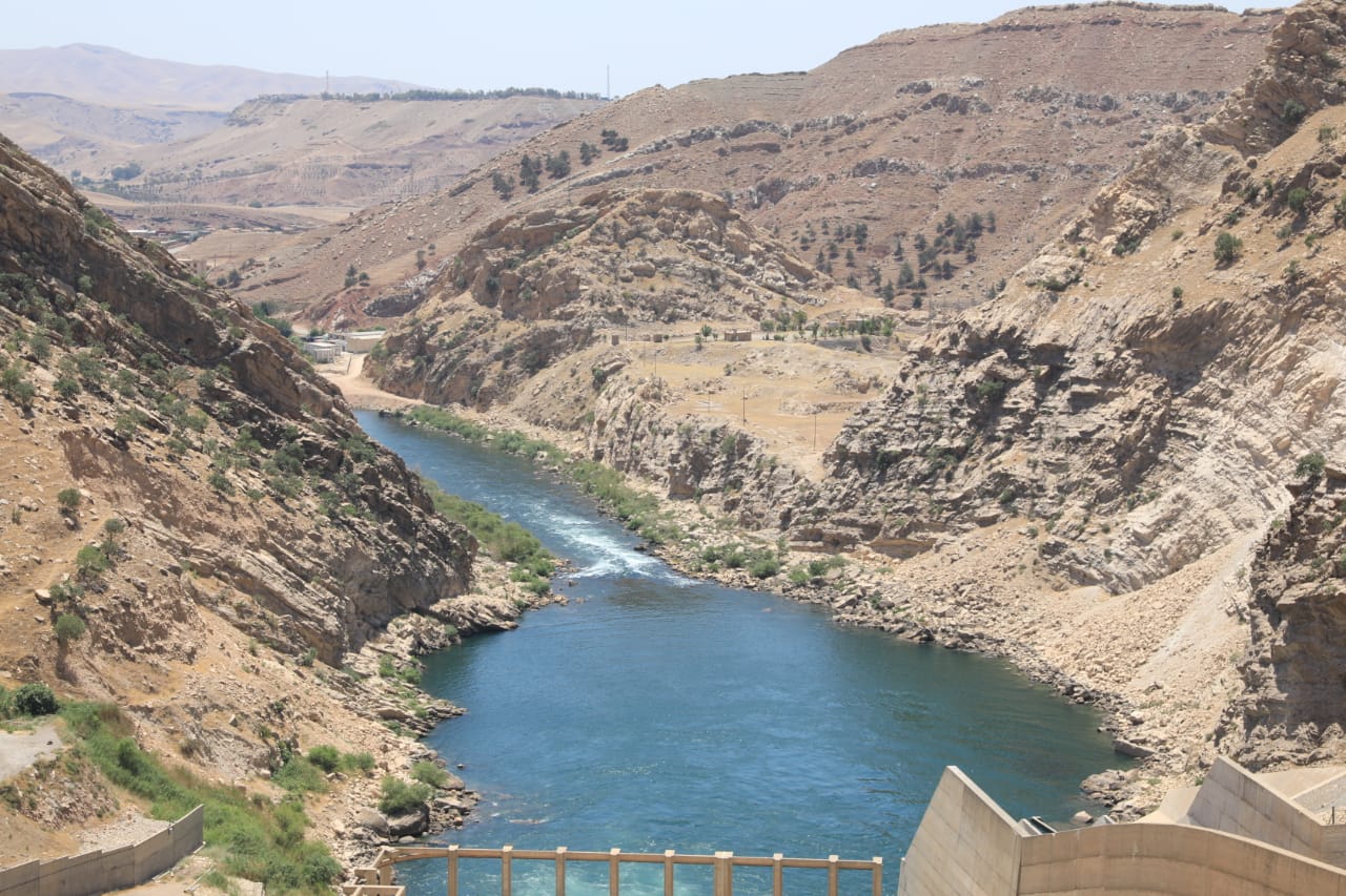 وزير الموارد المائية: إيران تسببت بفقدان الخزين المائي لأثنين من سدود العراق