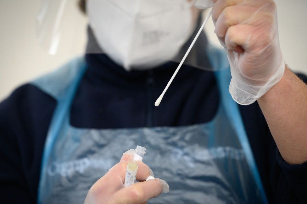 كورونا.. مراكز صحية ترفض أخذ مسحات للمواطنين في العراق