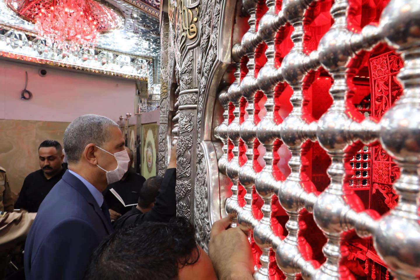 بالصور.. وزير الداخلية ورئيس اركان الجيش في كربلاء للاطلاع على خطة زيارة عاشوراء (صور)