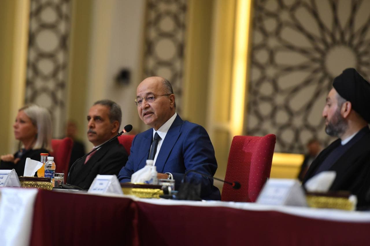 رئيس الجمهورية يتوعد المجاميع الإرهابية: لن يبقى لكم شبر في العراق