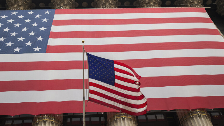 وزير الطاقة اللبناني: واشنطن أعطت الضوء الأخضر لمشروع الكهرباء عبر سوريا