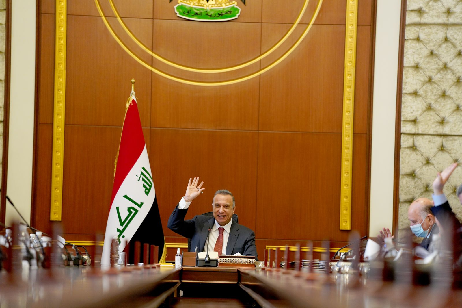منها تخصيص مبالغ مالية للعتبة الحسينية.. الحكومة العراقية تصدر 9 قرارات جديدة (صور)