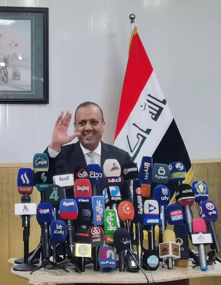 محافظ النجف يعلن استقالته من منصبه (فيديو)