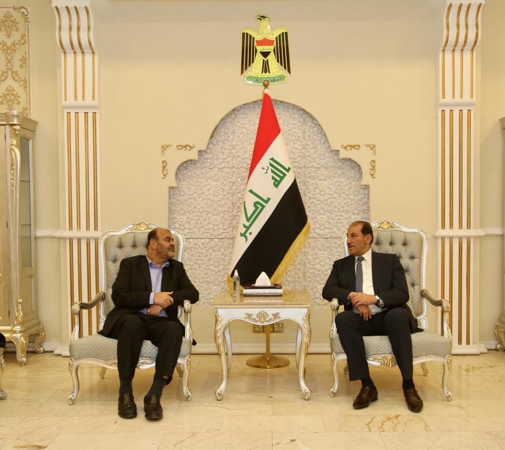 بالصور.. وزير النقل الايراني يصل بغداد