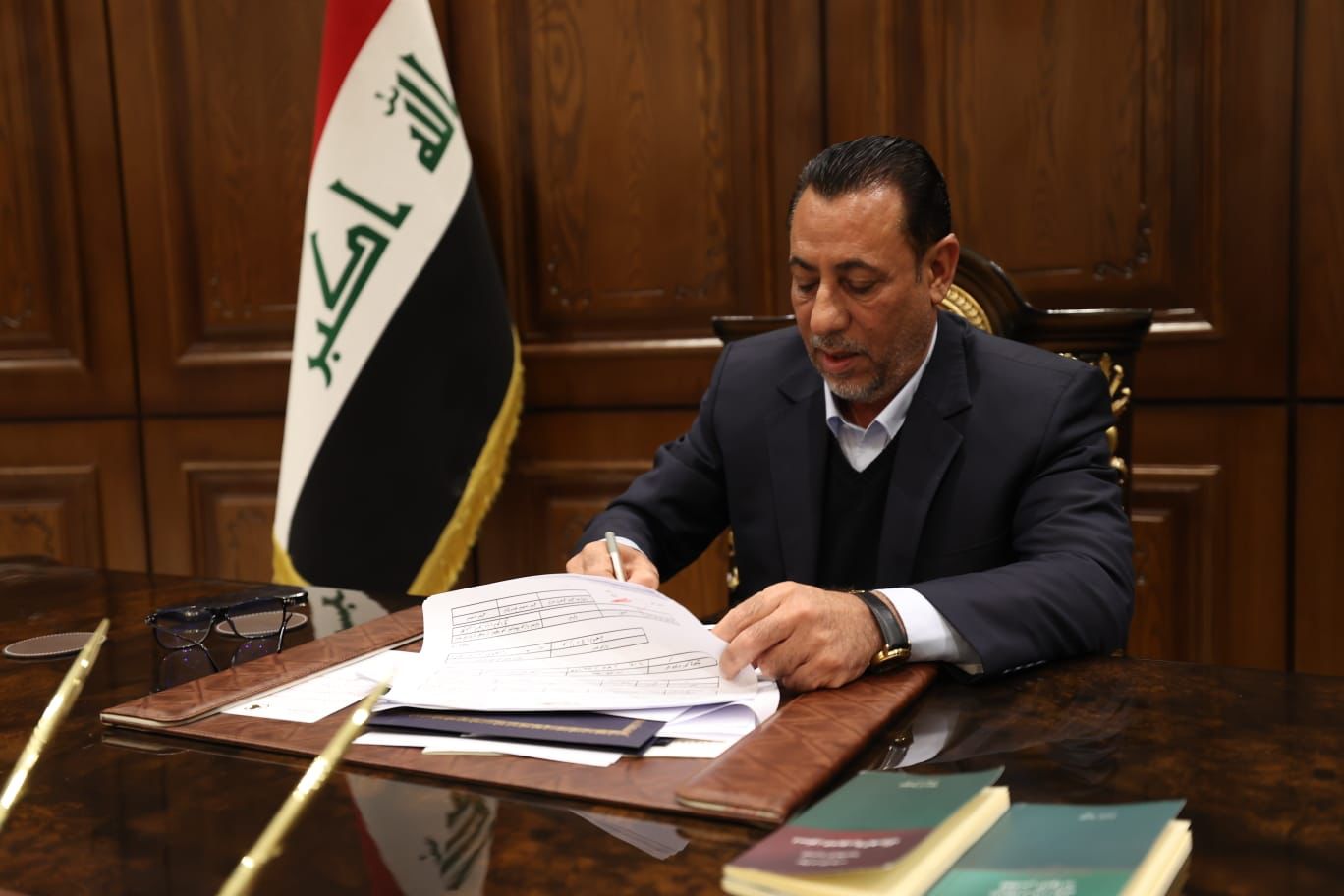 الزاملي يكشف عن ذمته المالية ويدعو النواب لكشف ذممهم