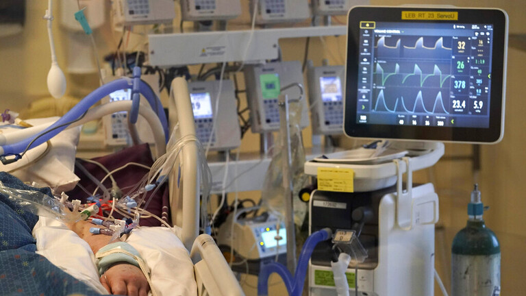 لبنان.. وزير الصحة يعلن تجاوز إصابات كورونا الـ10 آلاف