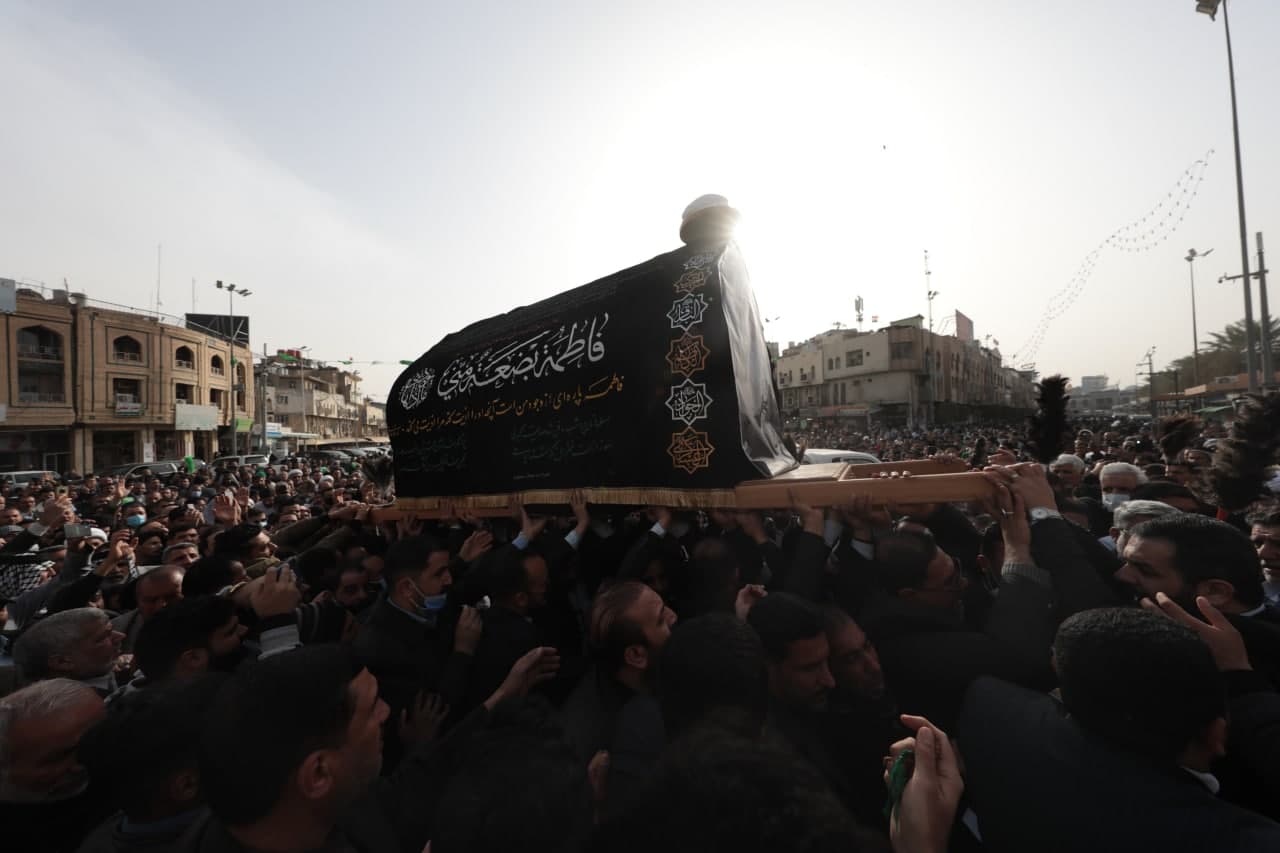 مراسم تشييع المرجع الگلبايگاني في كربلاء (فيديو)