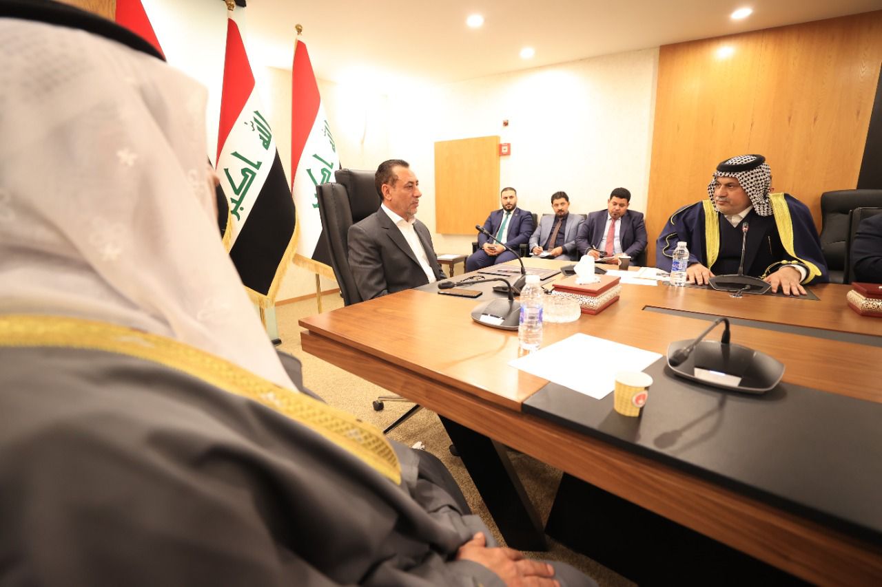 رئاسة البرلمان تصدر توجيهاً بحق المتلاعبين بأسعار المواد الغذائية