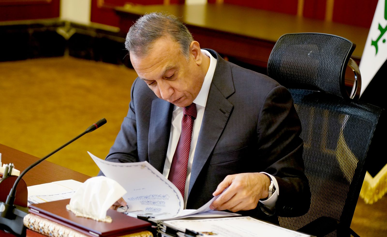 هنّأ المعلّمين في عيدهم.. الكاظمي: شرعنا ببناء 1000 مدرسة ضمن الاتفاقيّة الصينيّة