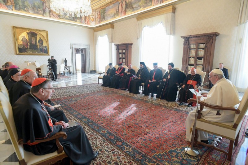 البابا فرنسيس يوجه رسالة لمسيحيي العراق (صور)