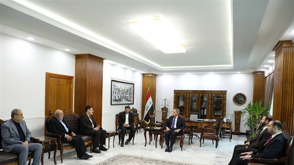 العراق وايران يبحثان الاشكاليات القانونية في اكمال "معاملات عوائل الشهداء"