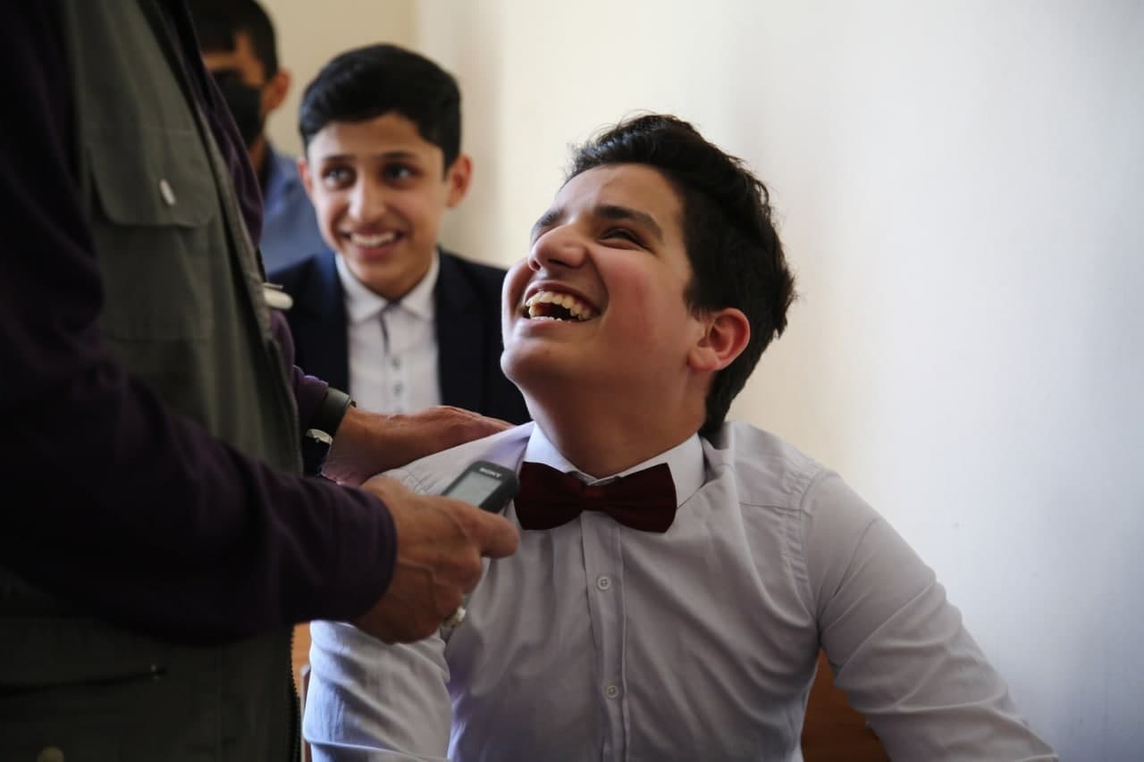 بينهم الممثل والرادود وقارئ القرآن.. لكل مكفوف قصة وامنيات (تقرير مصور)