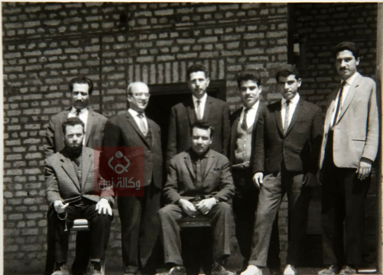 من العهد الملكي الى حكم البعث.. جلوخان من اقدم معلمي كربلاء (صور)