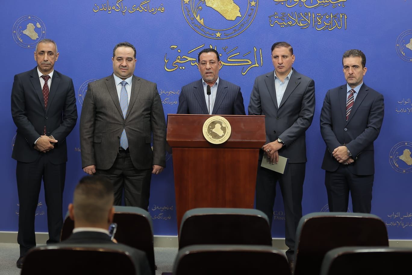 الزاملي يتوعد المتلاعبين بالأسعار ويحدد موعد تجهيز مفردات البطاقة التموينية (فيديو)