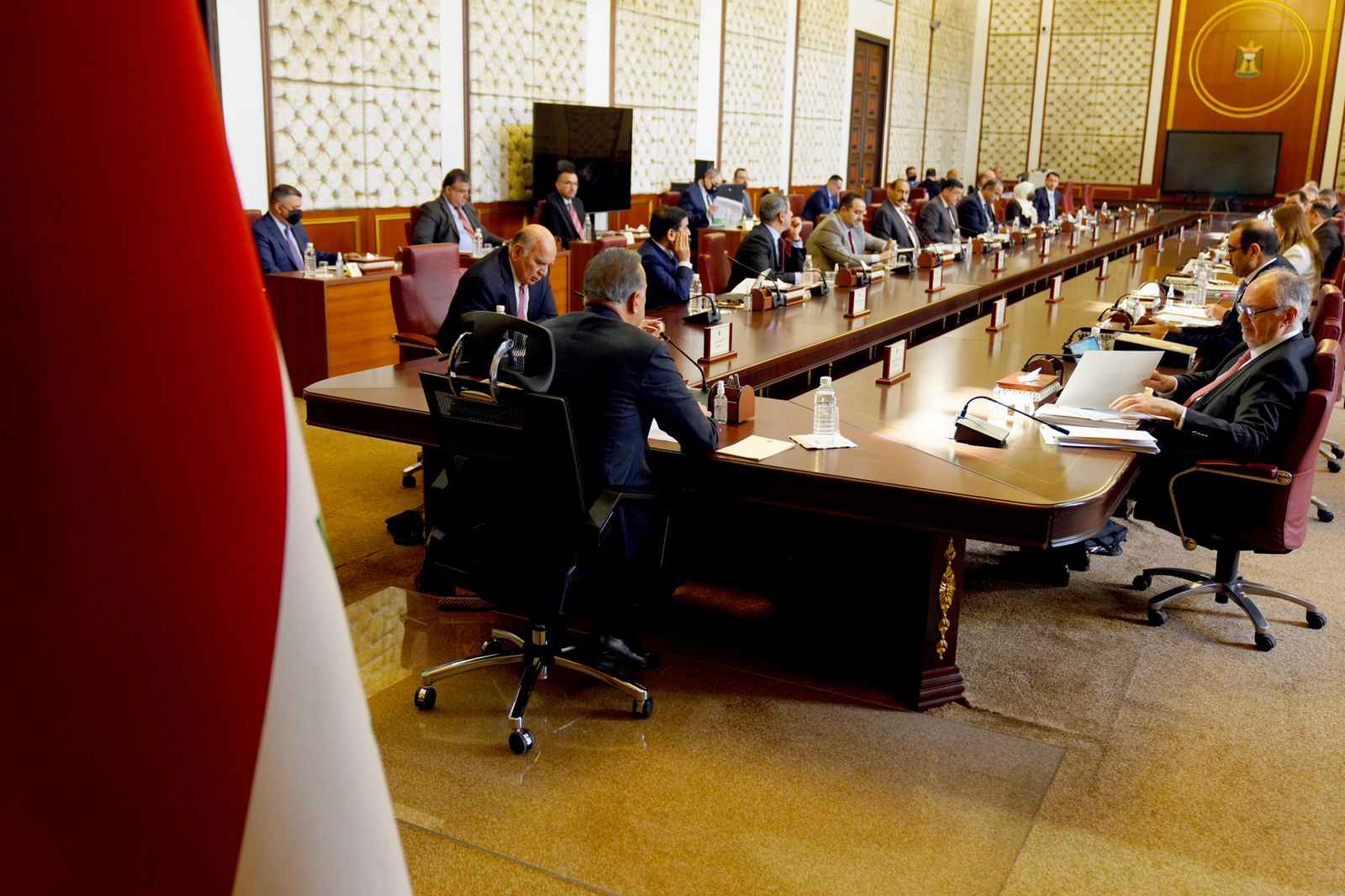 تعطيل الدوام الرسمي في العراق