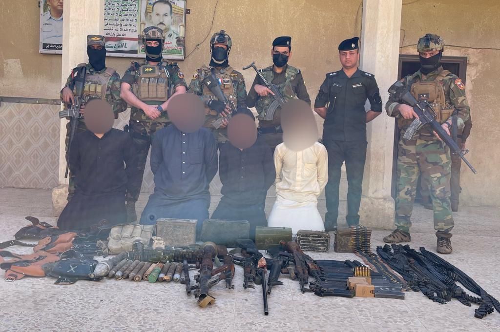 القبض على 22 متهماً بقضايا القتل والخطف السرقة في ذي قار