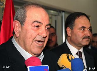 علاوي يبارك للعيساوي ويأمل بمراجعة آلاف "الأبرياء" في السجون