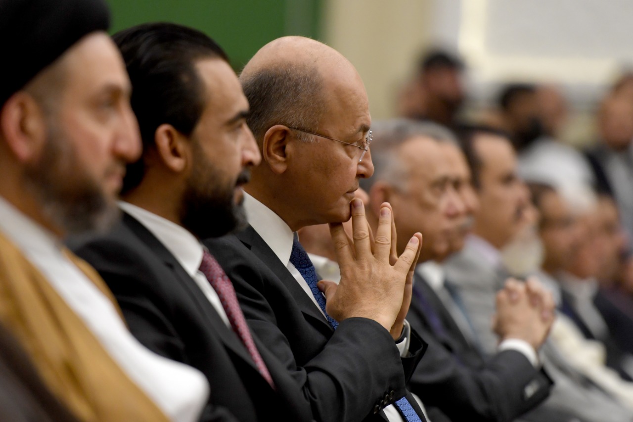 الرئيس صالح: نحذر من انزلاق البلد بسبب تأخر تشكيل الحكومة