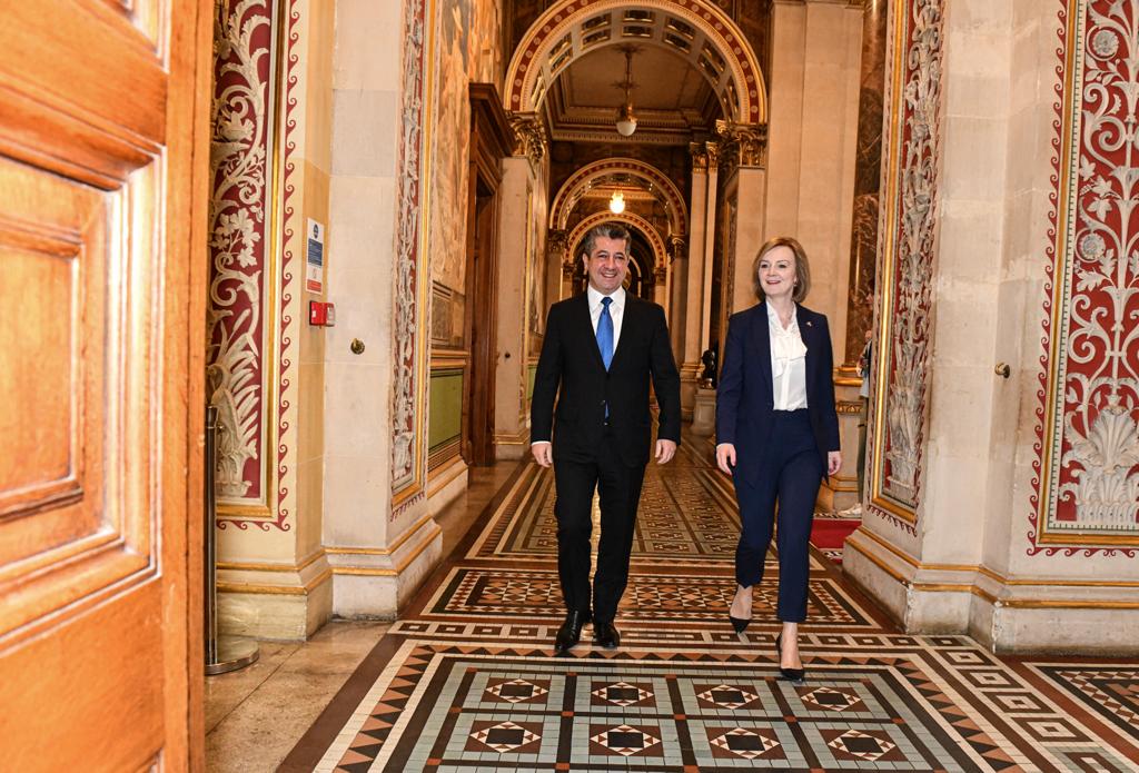 مسرور بارزاني يبحث مع وزير خارجية بريطانيا جهود تشكيل الحكومة العراقية