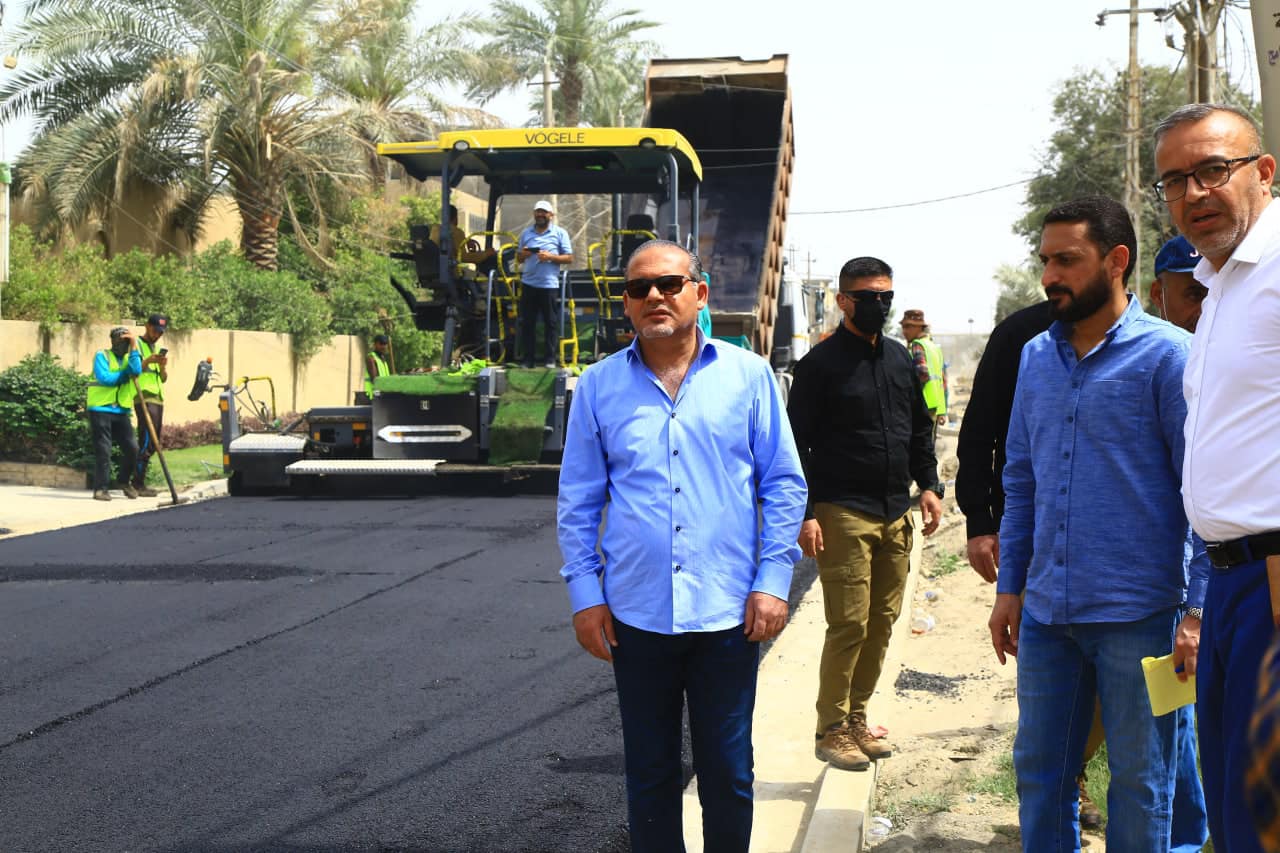 أمين بغداد يوجه بمضاعفة حملات الإكساء في شوارع العاصمة