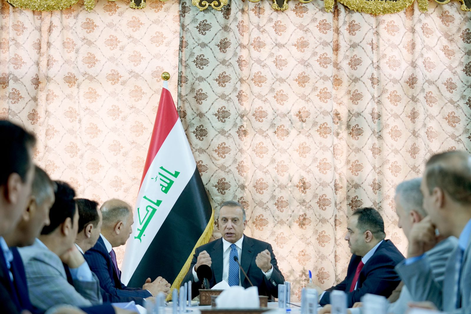 في أول تصريح له في الموصل.. الكاظمي: خدمة المواطن عبادة فعليكم بحذف البيروقراطيات (فيديو)