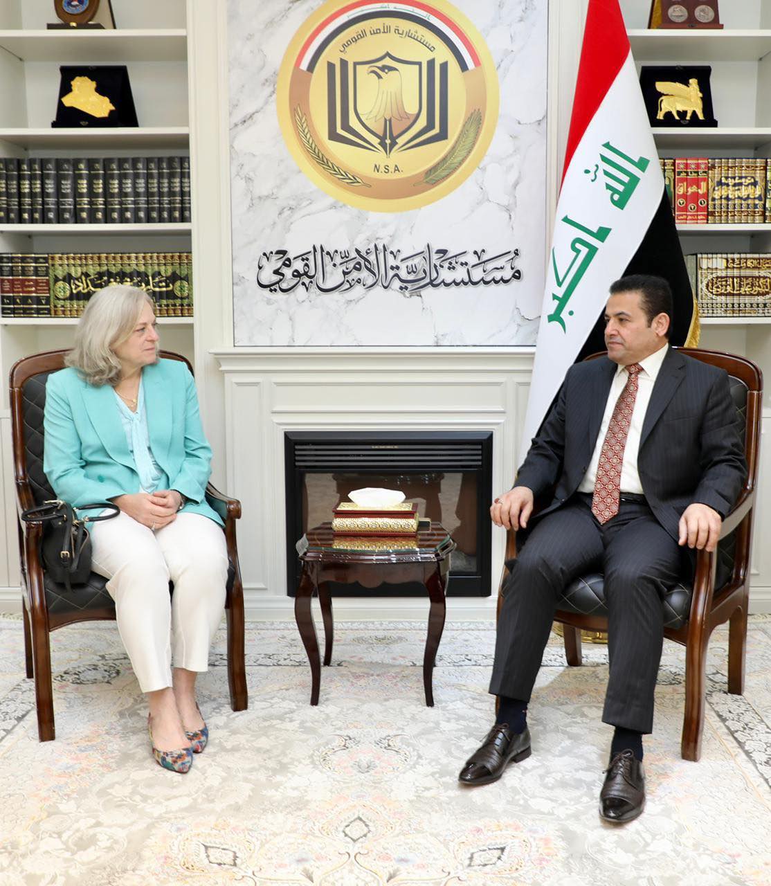 السفيرة الأمريكية تؤكد دعم بلادها لسيادة وأمن العراق