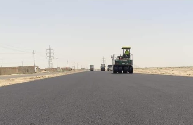 الاعمار تعلن انجاز الممر الثاني لطريق (بتيرة ـ فجر ـ آل بدير) في محافظة ذي قار