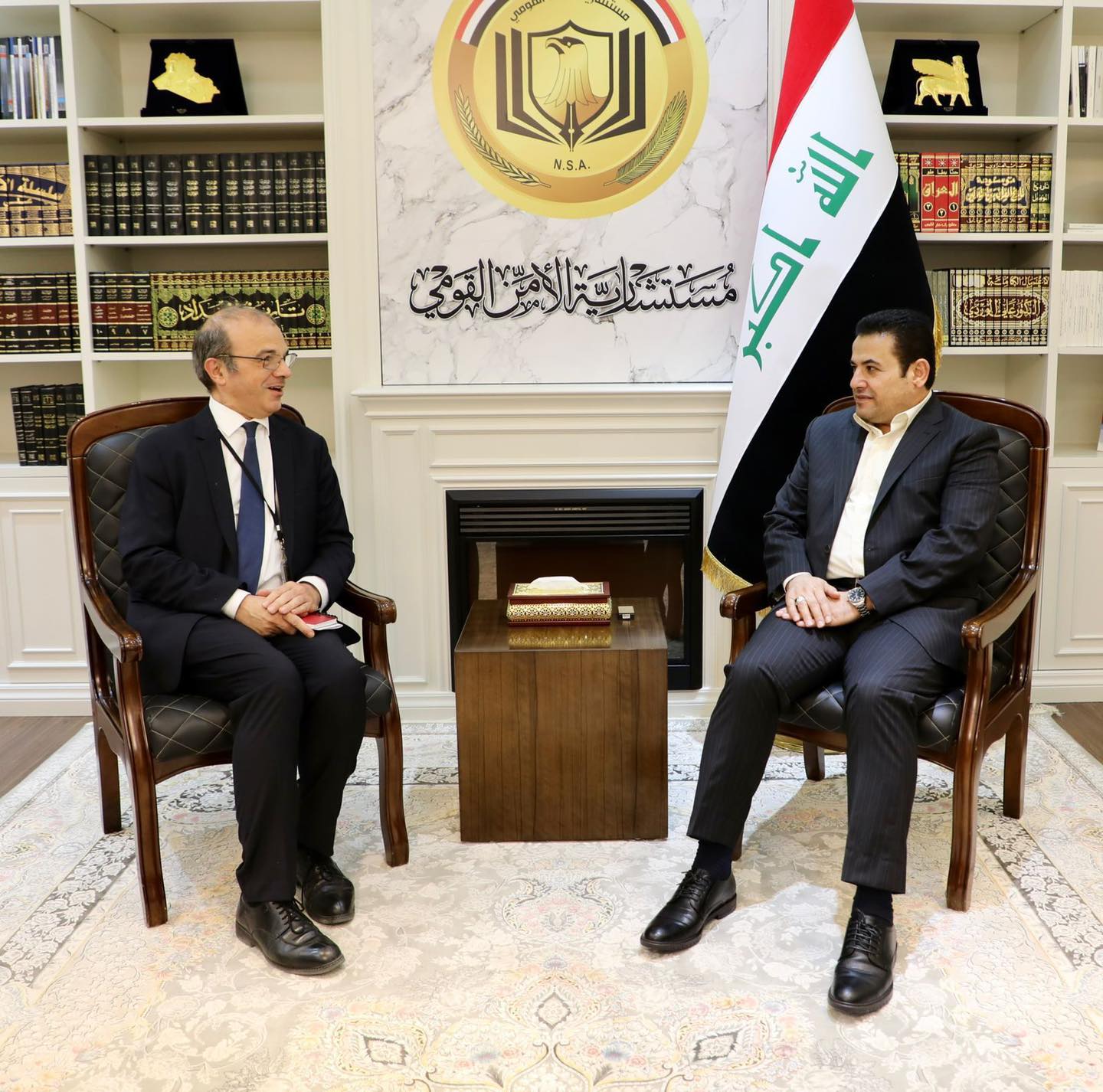 العراق وفرنسا يبحثان ملف مخيم الهول