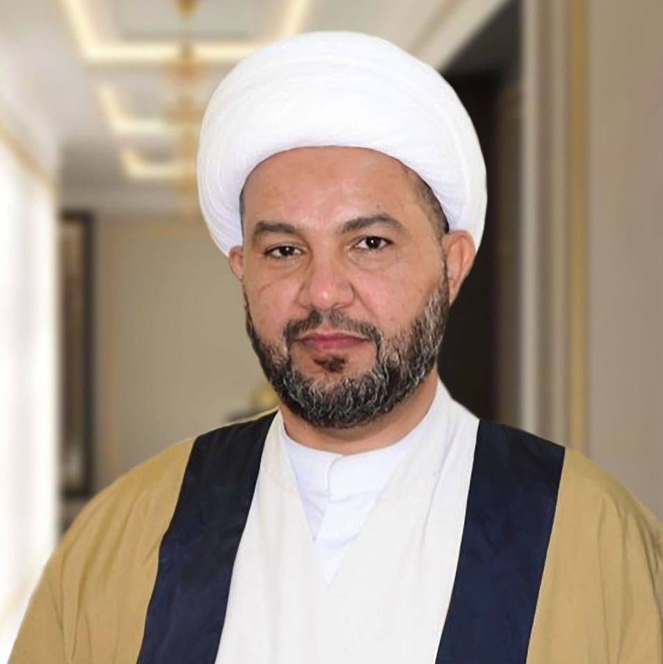 مقرب من الصدر يدعو إلى ترحيل "التبعية" من العراق