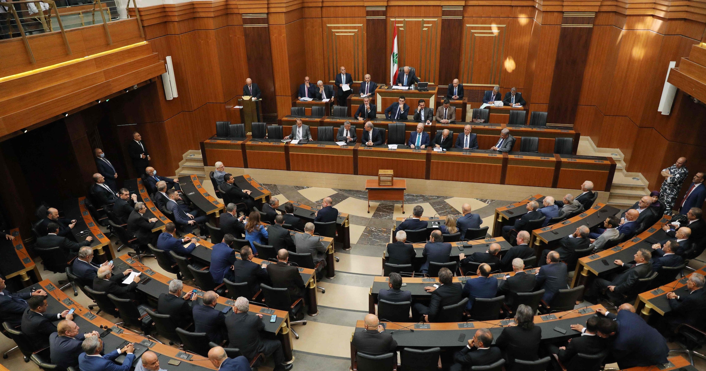 البرلمان اللبناني يخفق في انتخاب رئيس للجمهورية للمرة الرابعة