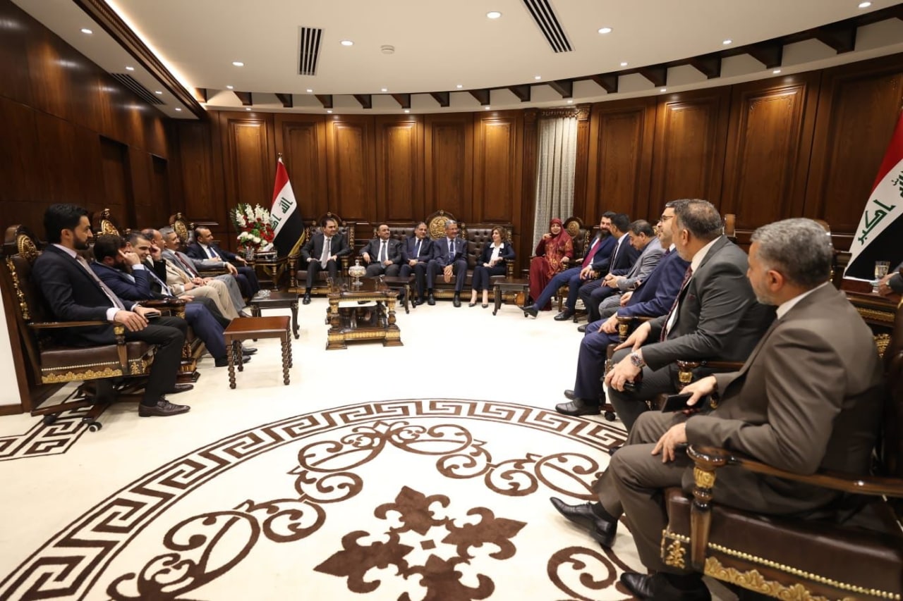 مرشحو حقيبة السوداني الوزارية في مبنى البرلمان (صورة)