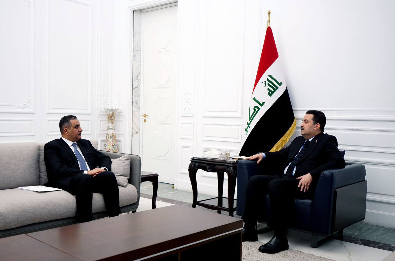 البنك المركزي العراقي يطلع السوداني على سير التعاملات النقدية والمصرفية