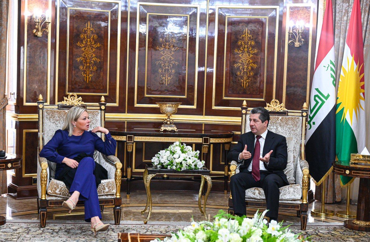 مسرور بارزاني وبلاسخارات يحثان على دعم السوداني لحل خلافات أربيل وبغداد