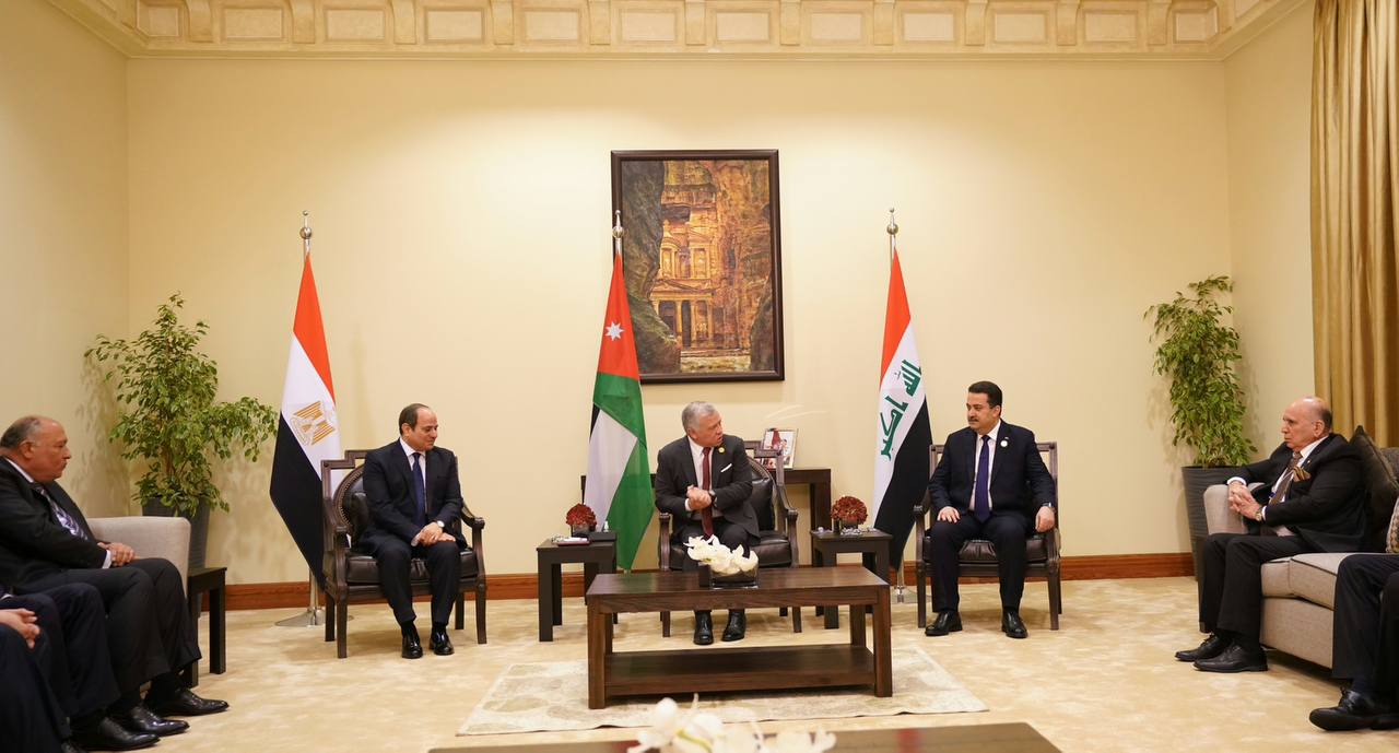 لقاء قمة ثلاثي يجمع السوداني مع العاهل الأردني والرئيس المصري (فيديو)