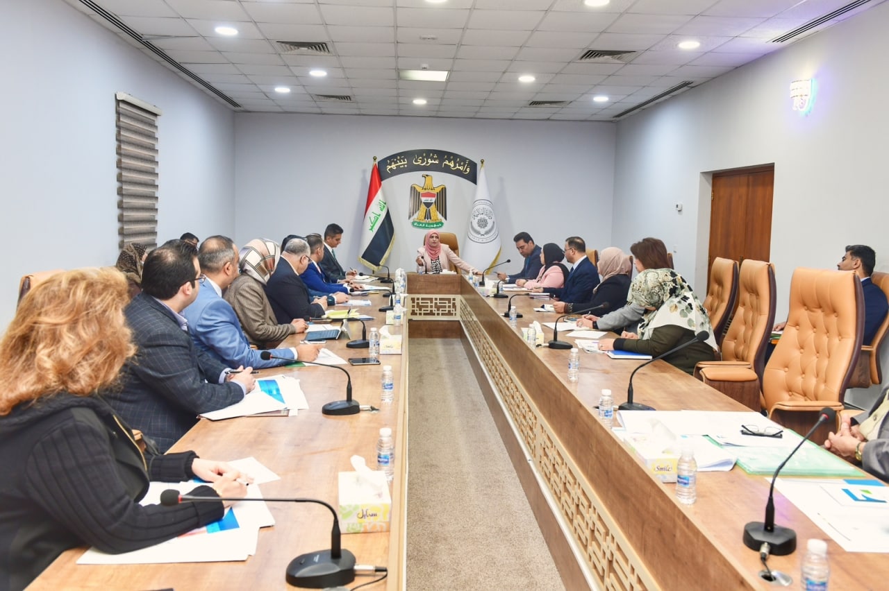 وزير المالية: العراق يمتلك مستلزمات الاقتصاد القوي