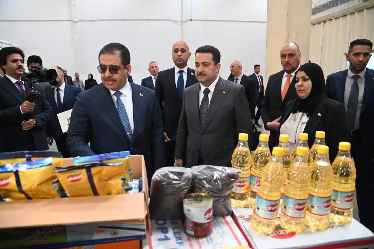 وزارة التجارة تعلن ضخ كميات كبيرة من البيض وإدخال الحليب والدجاج والدقيق