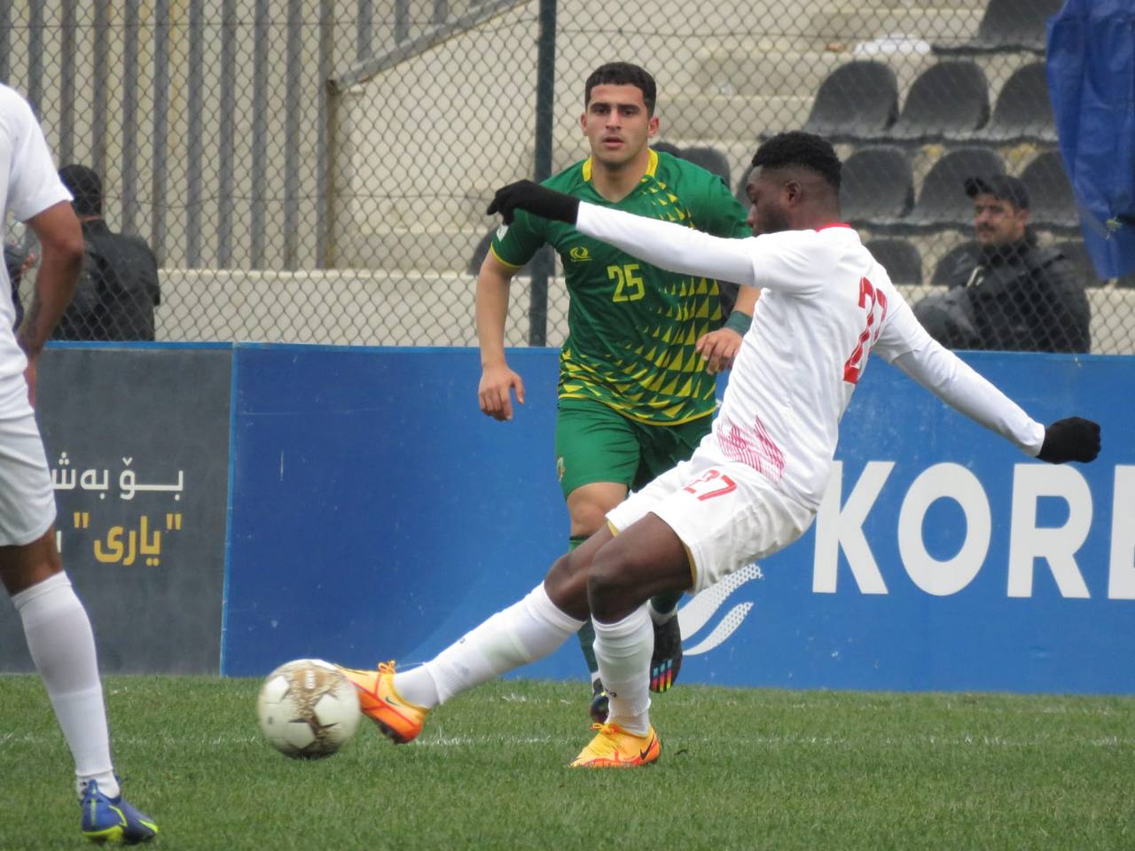 الشرطة ونوروز يختتمان الجولة الـ 13 من الدوري الممتاز بتعادل إيجابي