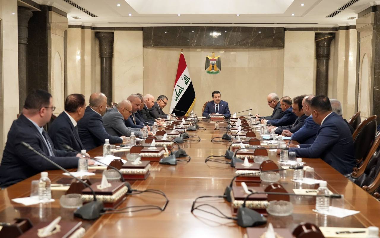 السوداني يوجّه بتشكيل خلية متابعة المشاريع الخدمية المتلكئة في بغداد