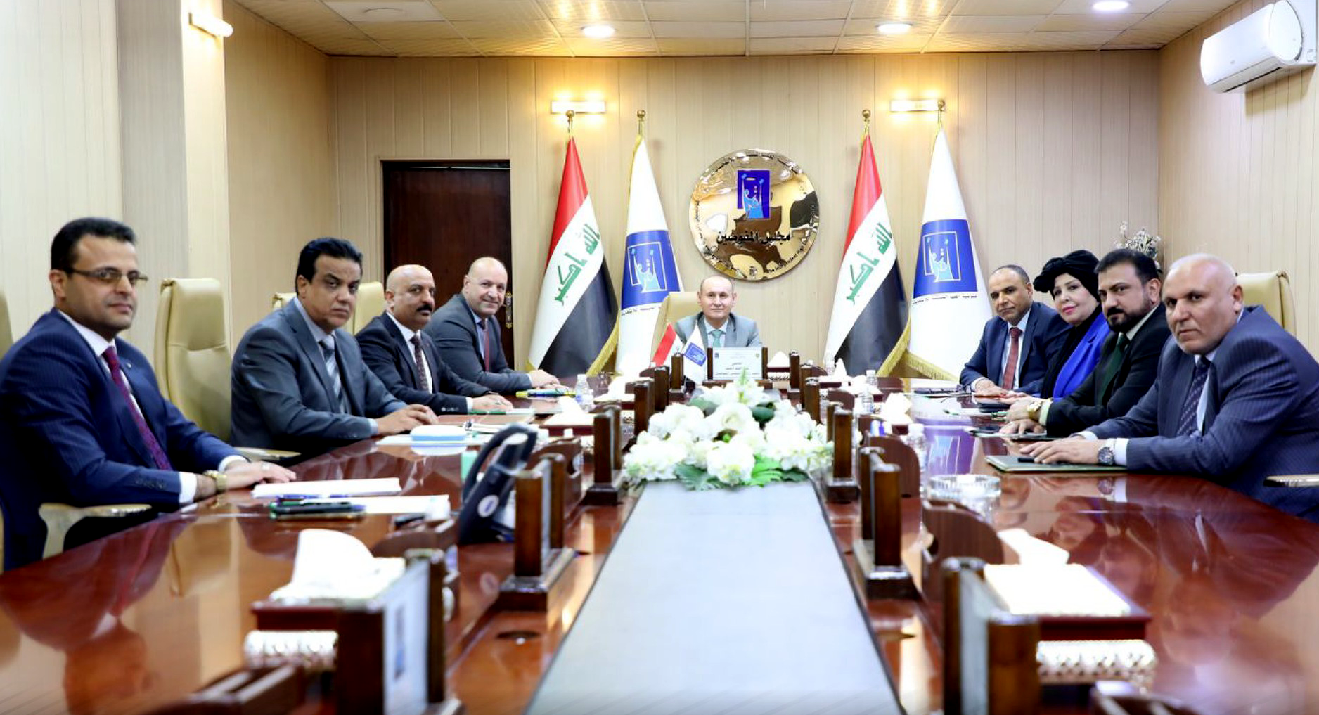 مجلس المفوضين يصوت على اختيار رئيس له