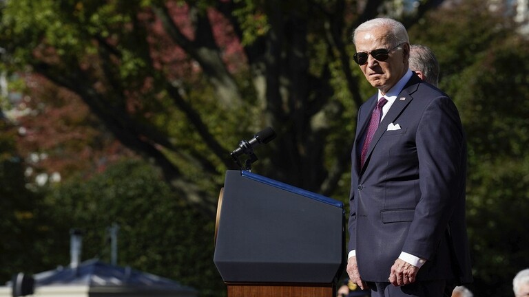 بايدن يحذر "المرشد الايراني" من "رد أمريكي محتمل" ويطالبه بالاستعداد لذلك