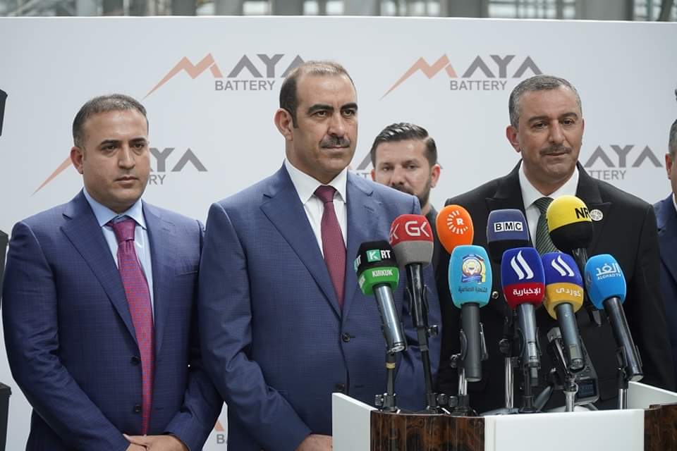 وزير عراقي: تدوير بطاريات السيارات يسبب السرطان