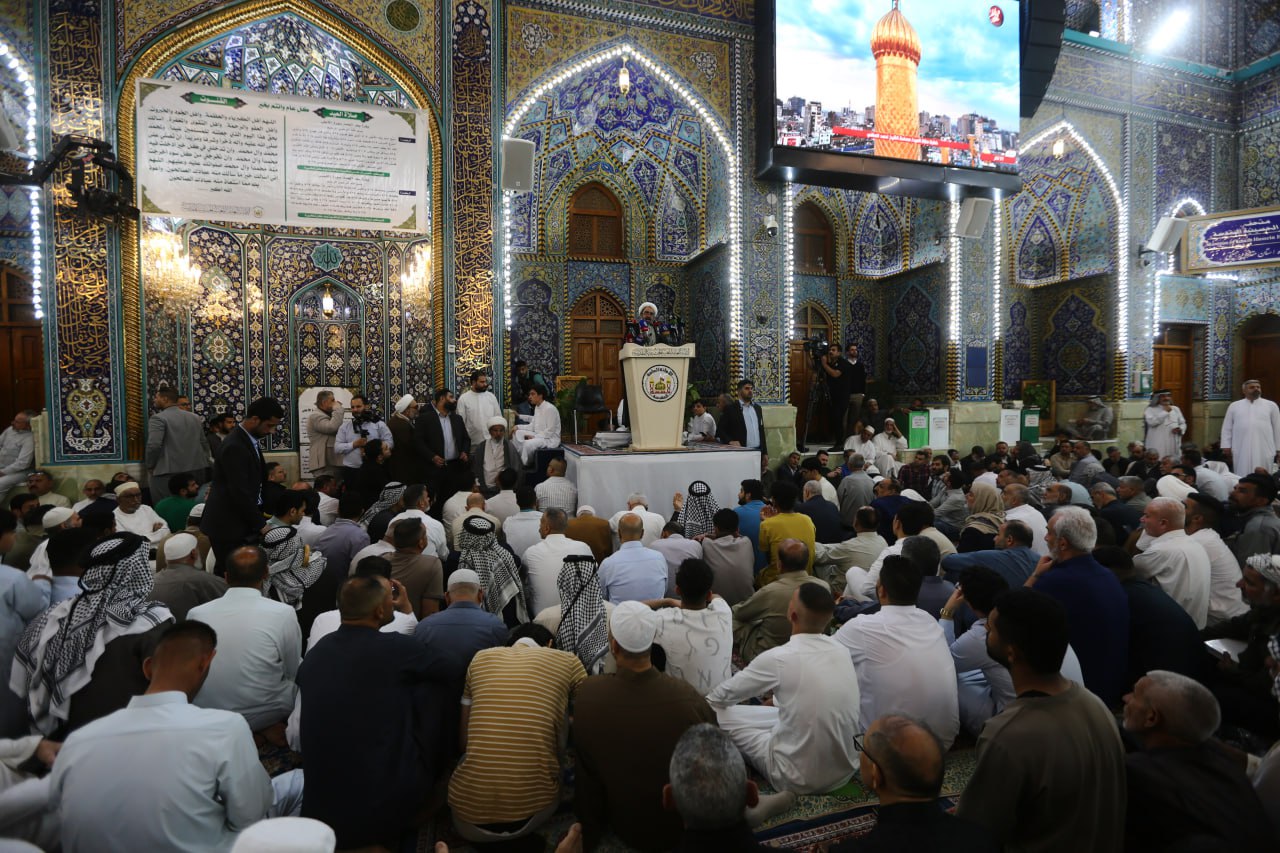 في صلاة العيد بالعتبة الحسينية.. الشيخ احمد الصافي يبين افضل الخصال التي نتوسل بها الى الله (صور)