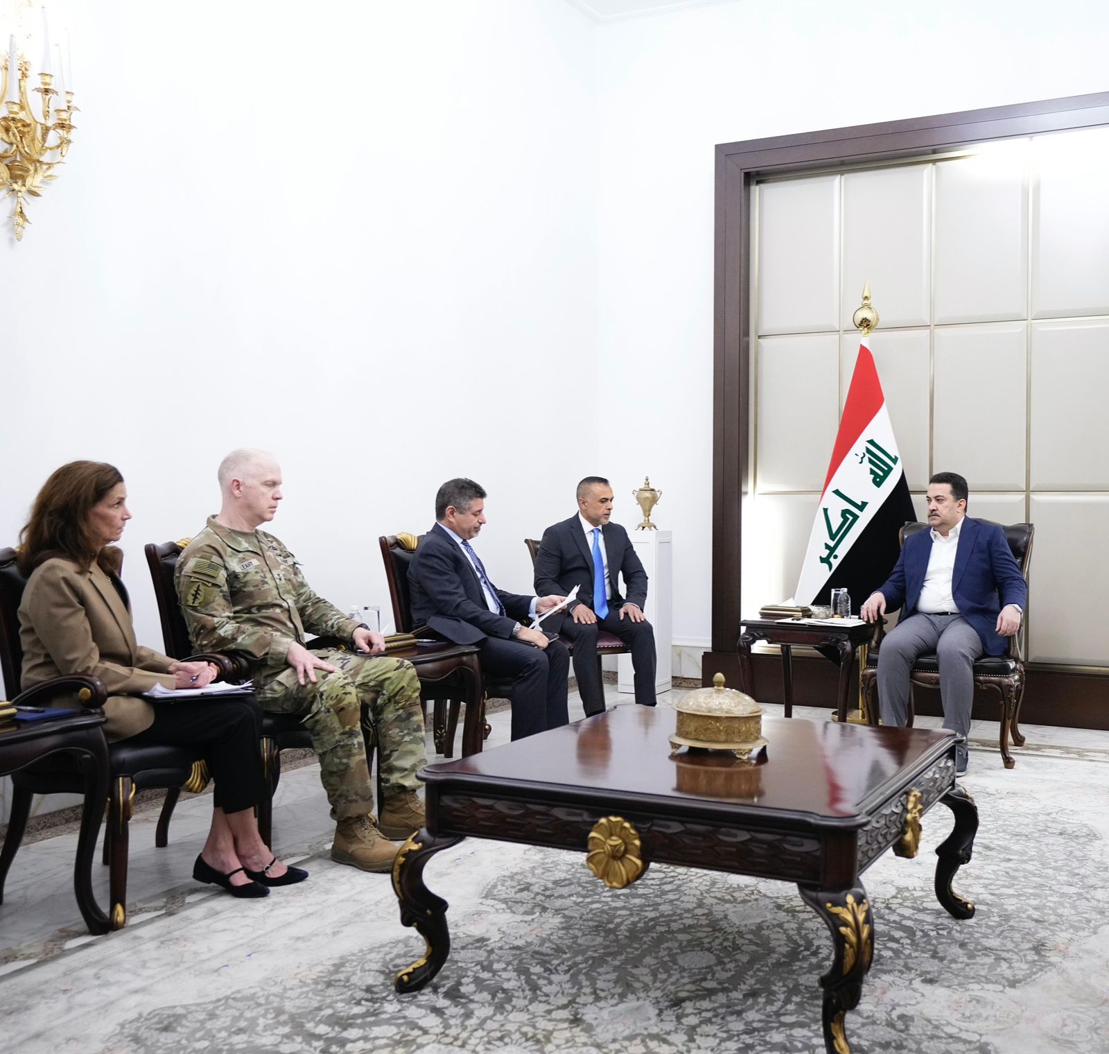 السوداني للقائم بالأعمال الأمريكية: سنتخذ كافة الإجراءات بعد استخدام الأجواء العراقية بقصف إيران