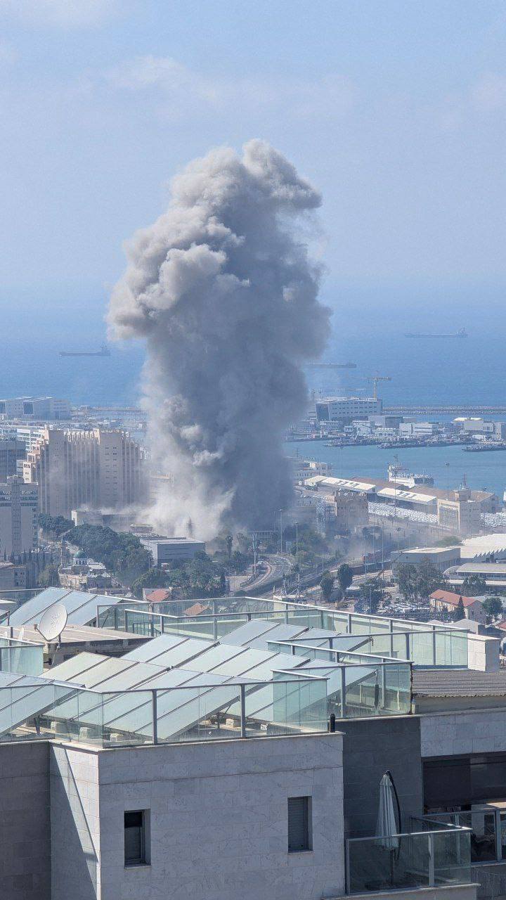 إيران تقصف "إسرائيل" من الشمال إلى الجنوب وإصابات خطيرة في حيفا (فيديو)