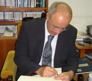 المفتي: اشعال فتيل الحرب الطائفية مرفوضة من قبل العقلاء وانصاف العقلاء وحتى المجانين